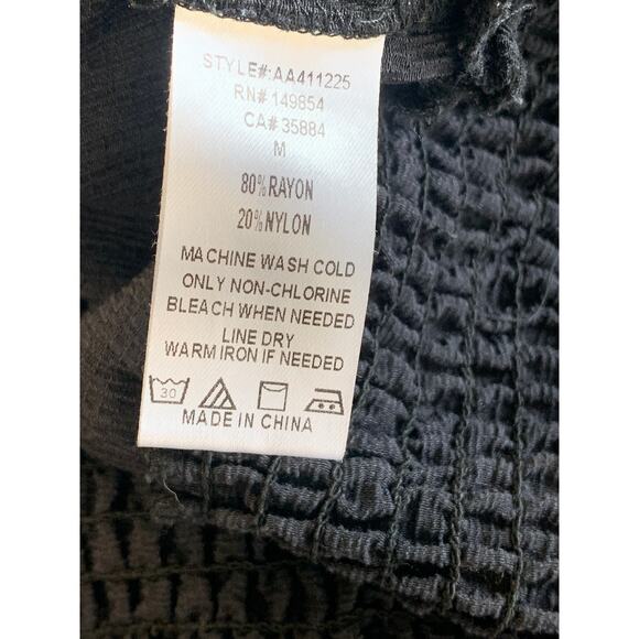 Sadie & Sage Women's Cropped Wrap Blouse Puff Sleeve Solid Black Size Medium - Picture 4 of 5